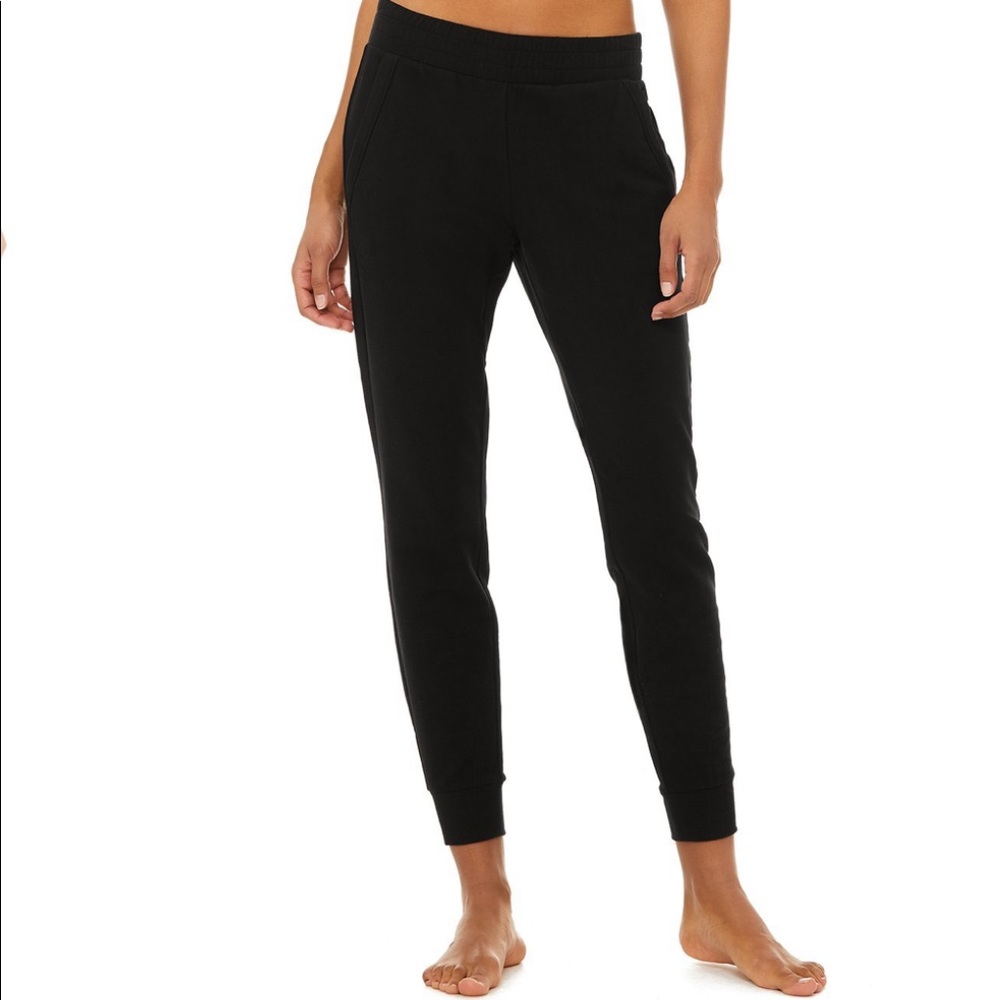 Alo Yoga Unwind Sweatpants